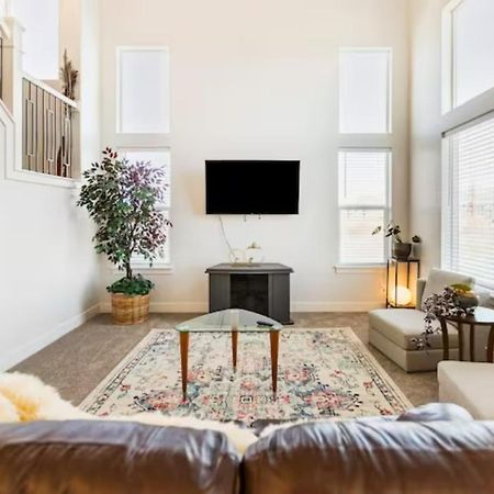 Brand New 3-Beds Stylish Entire House At Lehi Villa Exterior photo